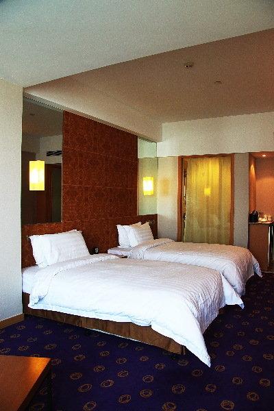 Ramada Plaza Pudong South Hotel